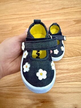 Denim Floral Mary Jane Shoes with Yellow Lining